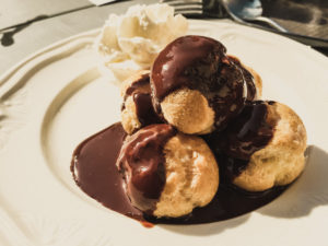 Profiteroles