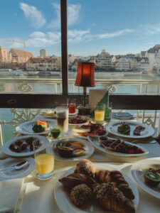 Les Trois Rois Basel - Breakfast